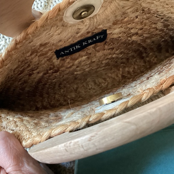 Antik Craft Straw Pia “Taco” Crescent Shape Crossbody Bag - Picture 6 of 7